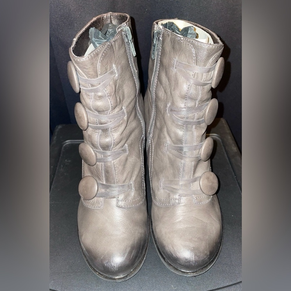 Miz Mooz Barcelona Ninette Ankle Boot Grey Leather Stacked Heel Size 8.5 - Picture 3 of 8